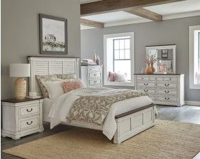 Hillcrest Panel Bedroom Set in White