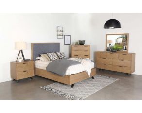 Taylor Upholstered Panel Bedroom Set in Light Honey Brown