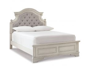 Realyn Full Panel Bed in Chipped White