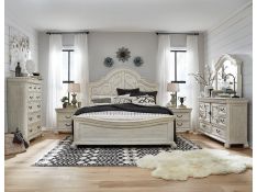 Bronwyn Shaped Panel Bedroom Set in Alabaster