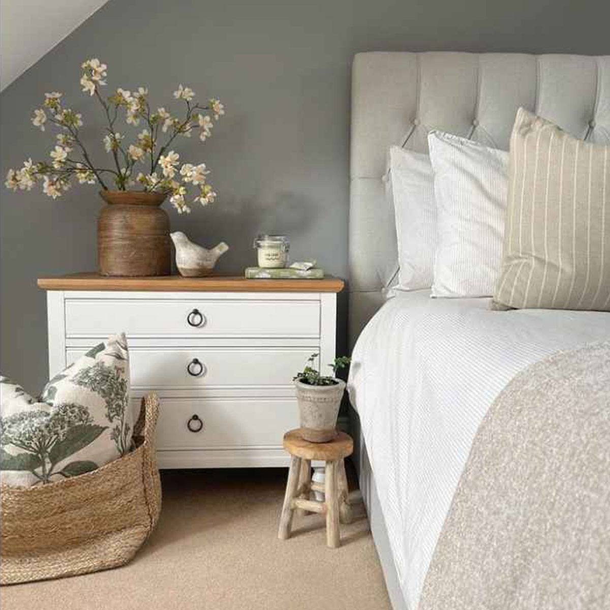 How Tall Should A Nightstand Be? Here’s What 4 Experts Have To Say