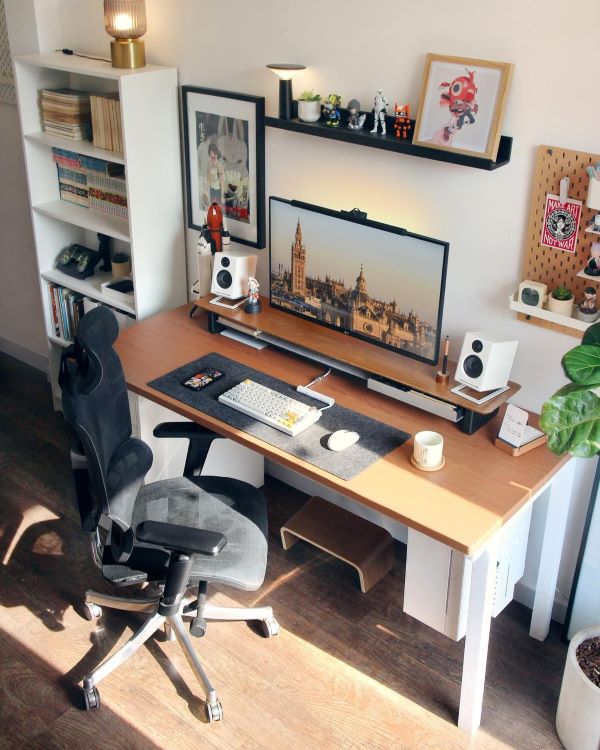 6 Things to Consider When Buying a Home Office Desk