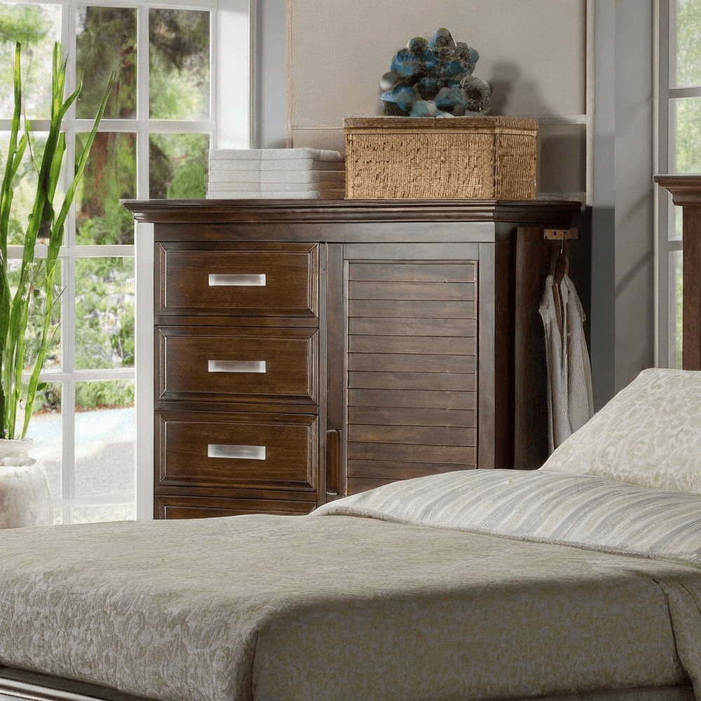 What is the Difference Between a Chest of Drawers and a Cabinet?