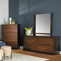 Difference Between a Dresser and a Chest of Drawers