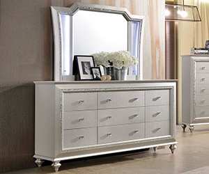 kaitlyn dresser in white with mirror